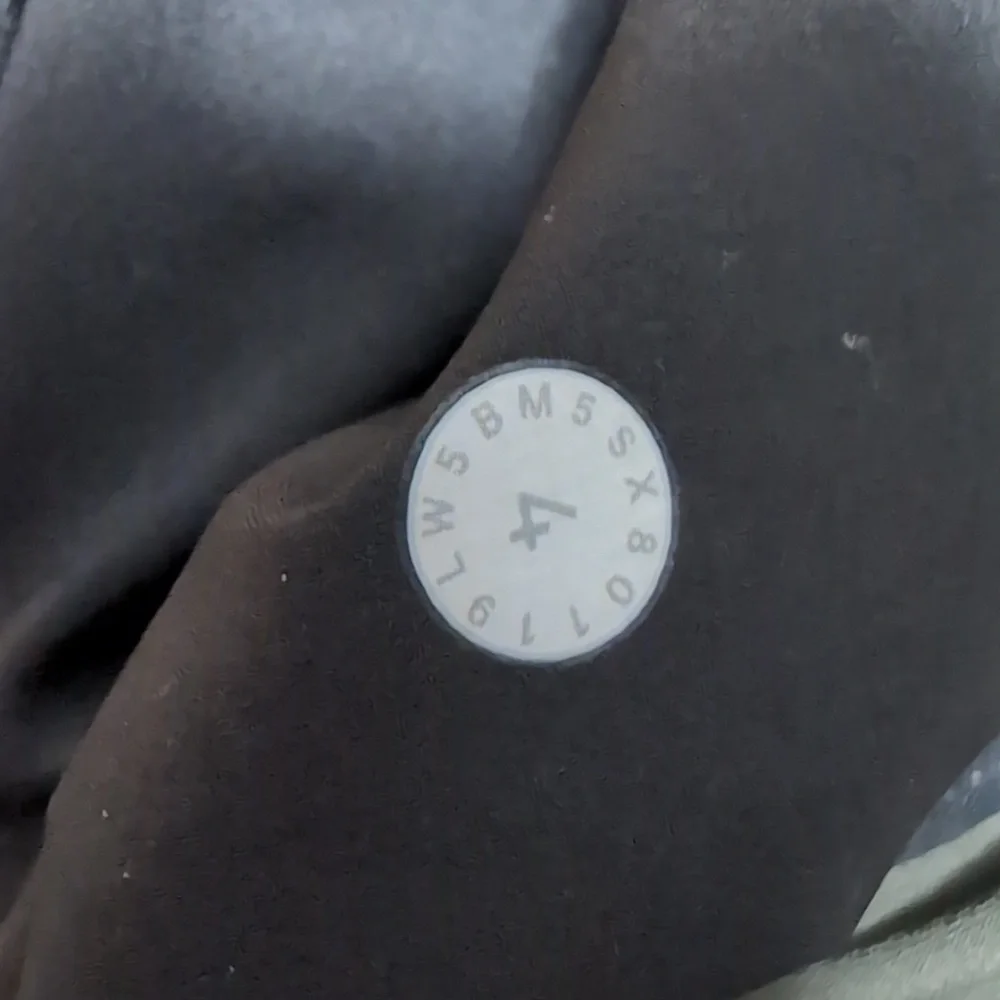 Lululemon On The Fly Pant Woven *Track Stripe Black / Dark Olive | 14 - Picture 10 of 12